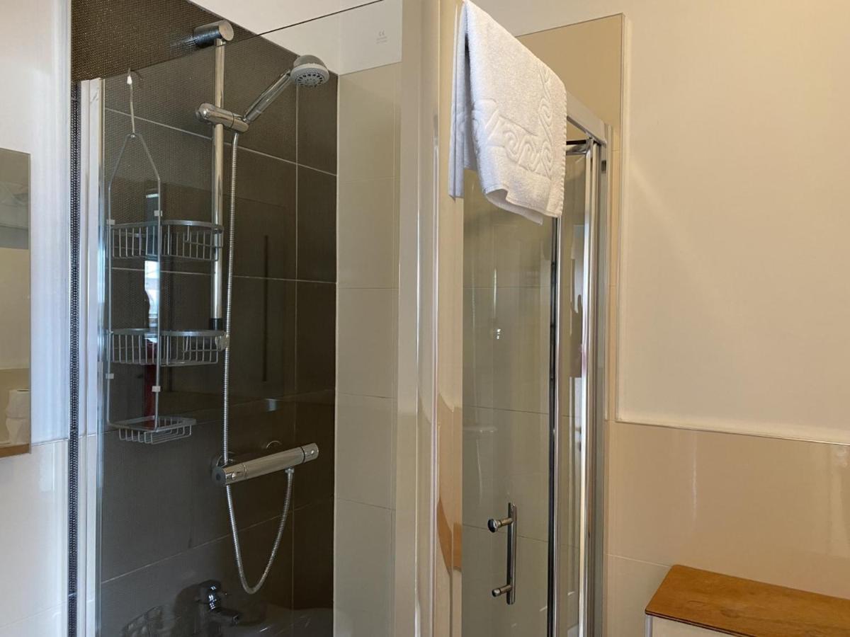 The Grosvenor Guest House Б'юд Екстер'єр фото
